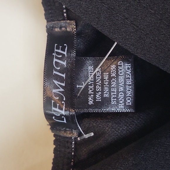 LEMITE Black Wrap Top Adjustable Strap Waist Sash Wide Acordian Leg Jumpsuit - Picture 3 of 16